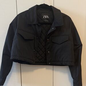 Worn once cropped puffer Zara jacket size XS!